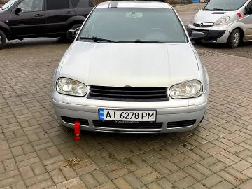 Авто Volkswagen Golf 1999 № 7477380