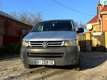 Авто Volkswagen Transporter 2010 № 7477811