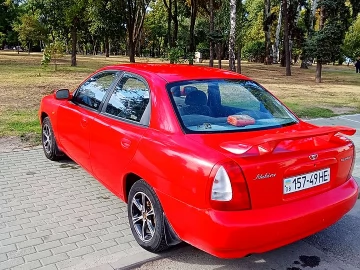 Авто Daewoo Nubira 1998 № 7478606
