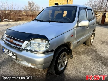 Авто Chevrolet Niva 2005 № 7483098