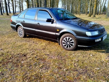 Авто Volkswagen Passat 1996 № 7483481