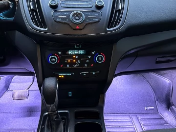 Авто Ford Escape 2018 № 7483848