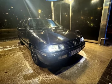 Авто Volkswagen Passat 1999 № 7489494