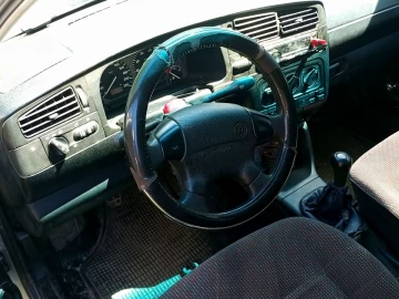 Авто Volkswagen Golf 1996 № 7489811
