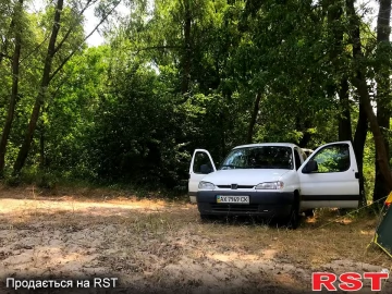 Авто Peugeot Partner 2000 № 7491603