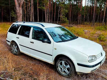 Авто Volkswagen Golf 2000 № 7492305