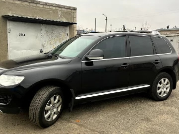 Авто Volkswagen Touareg 2010 № 7493640