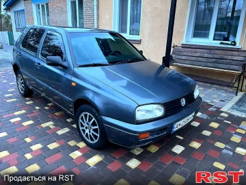 Авто Volkswagen Golf 1996 № 7494647