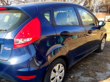Авто Ford Fiesta 2012 № 7494772