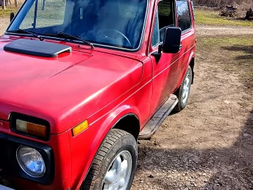 Авто ВАЗ Niva 1998 № 7496819