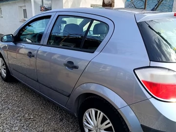 Авто Opel Astra 2004 № 7498772