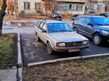 Авто Volkswagen Passat 1987 № 7499152