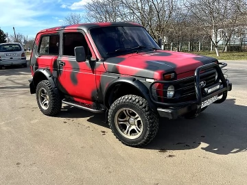 Авто ВАЗ Niva 1997 № 7503054