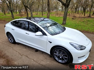 Авто Tesla Model-3 2023 № 7507113