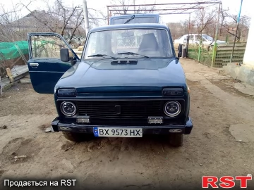 Авто ВАЗ Niva 2000 № 7508210