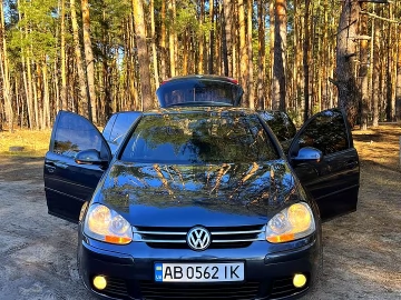 Авто Volkswagen Golf 2004 № 7509148