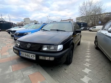 Авто Volkswagen Passat 1995 № 7510429