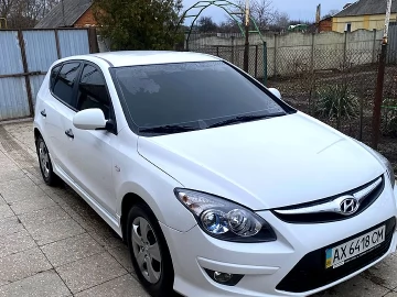 Авто Hyundai I30 2012 № 7511435