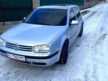 Авто Volkswagen Golf 2000 № 7512322