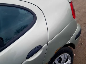 Авто Renault Megane 2000 № 7513192