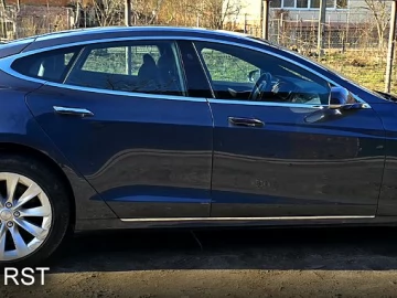 Авто Tesla Models 2018 № 7513250