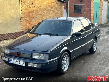 Авто Volkswagen Passat 1990 № 7517745