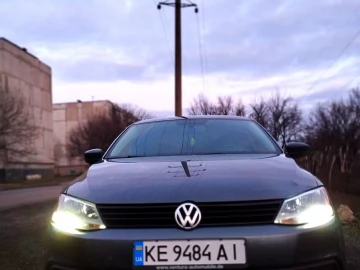 Авто Volkswagen Jetta 2012 № 7520578
