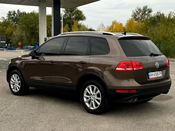 Авто Volkswagen Touareg 2012 № 7523309