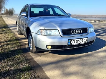Авто Audi A4 1999 № 7523938