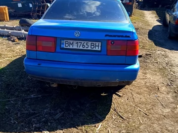 Авто Volkswagen Passat 1994 № 7525420
