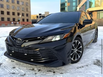 Авто Toyota Camry 2018 № 7525481