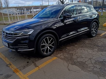Авто Volkswagen Touareg 2018 № 7525732