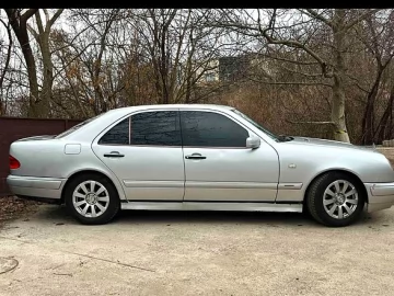 Авто Mercedes E-Class 1995 № 7527641
