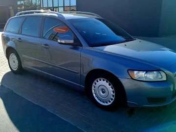 Авто Volvo V50 2011 № 7528660