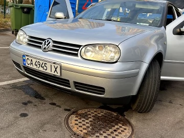 Авто Volkswagen Golf 2000 № 7528665