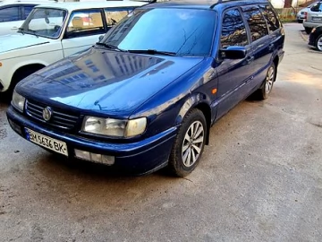 Авто Volkswagen Passat 1995 № 7531214