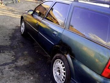 Авто Opel Vectra 2000 № 7532256