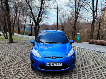 Авто Ford Fiesta 2010 № 7541893