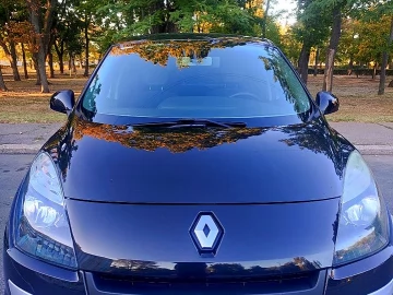 Авто Renault Scenic 2009 № 7543358
