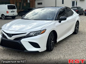 Авто Toyota Camry 2018 № 7543525