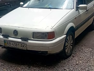 Авто Volkswagen Passat 1989 № 7547046