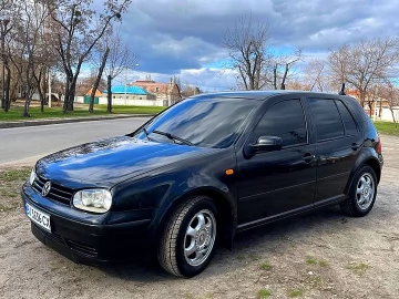 Авто Volkswagen Golf 1999 № 7552577
