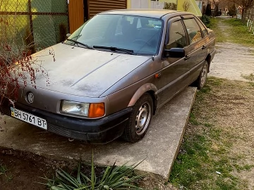 Авто Volkswagen Passat 1990 № 7552863