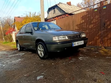 Авто Opel Vectra 1990 № 7554647
