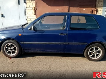 Авто Volkswagen Golf 1995 № 7555097