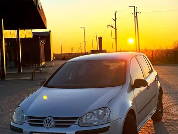 Авто Volkswagen Golf 2007 № 7555623
