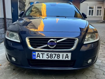 Авто Volvo V50 2011 № 7556813