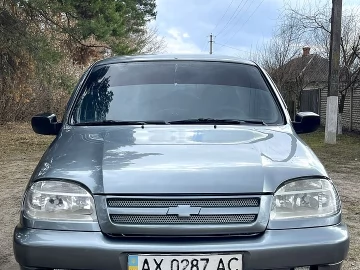 Авто Chevrolet Niva 2004 № 7557796