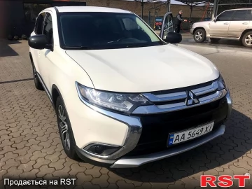 Авто Mitsubishi Outlander 2017 № 7558978