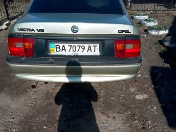 Авто Opel Vectra 1993 № 7559331